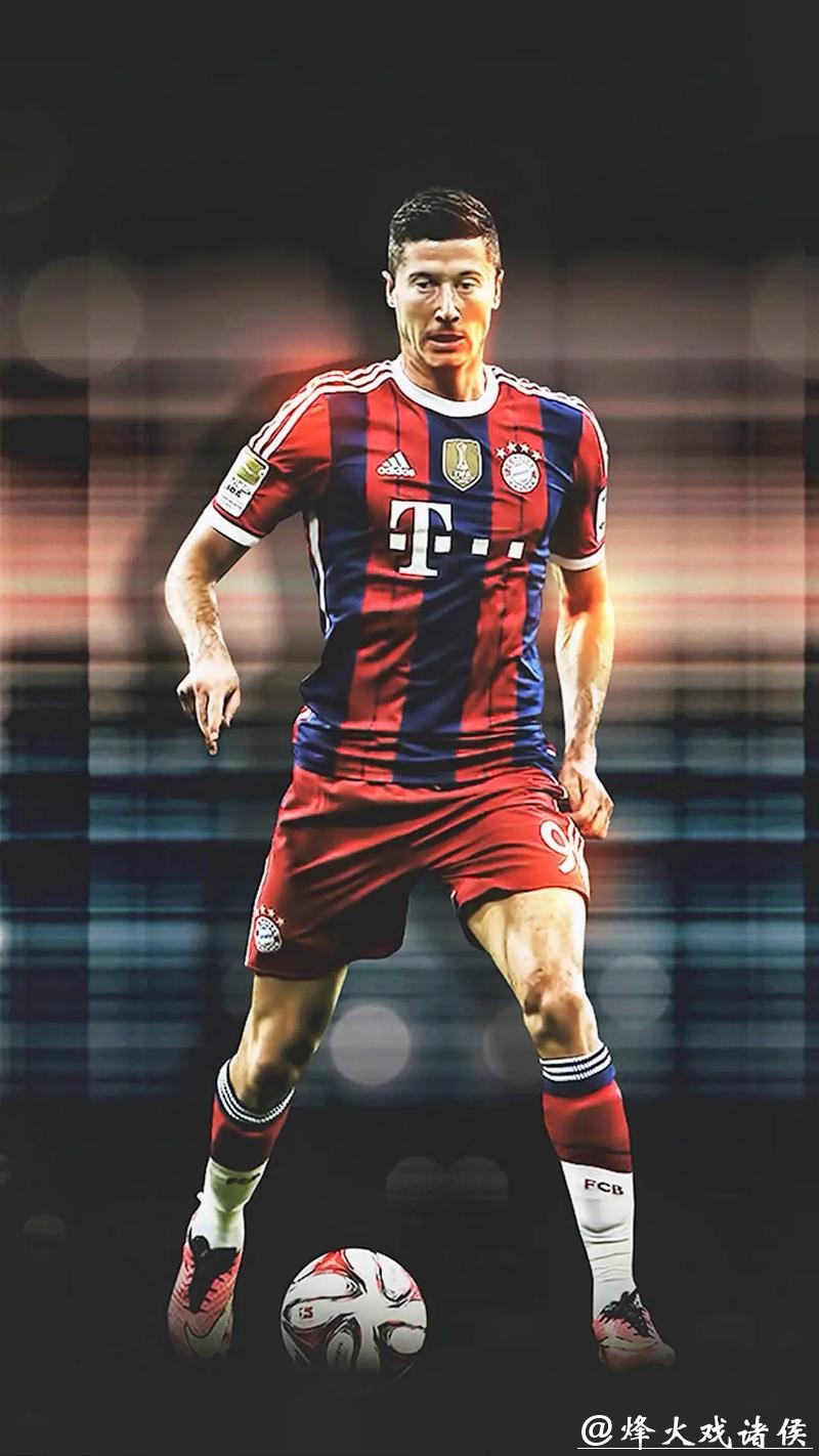 波兰射手莱万多夫斯基获评本赛季德甲最佳球员 波兰射手莱万多夫斯基获评本赛季德甲最佳球员