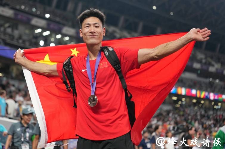 中国男子跳高再次折戟亚洲赛场，代表中国出战名将无缘领奖台，昔日优势项目沦为无奖尴尬阵地
