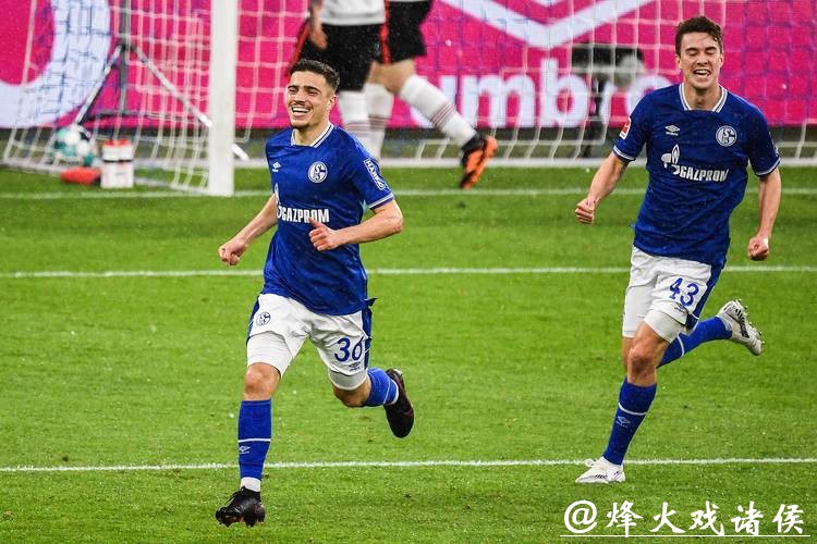 德国卫生部长:德甲“幽灵赛”可在5月中下旬重启 德国卫生部长:德甲“幽灵赛”可在5月中下旬重启